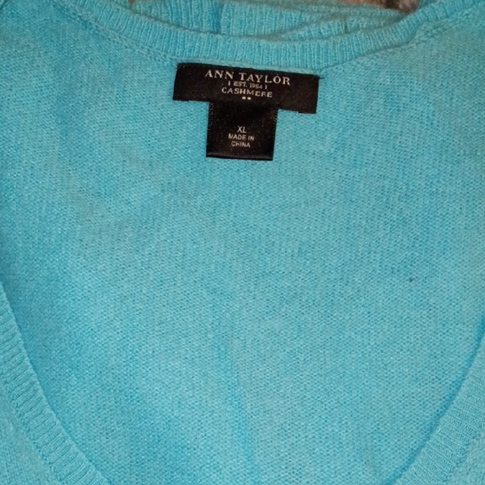 Ann Taylor Womens Turquoise V-Neck Sweater